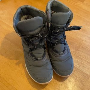 Sorel Whitney tie snow boots